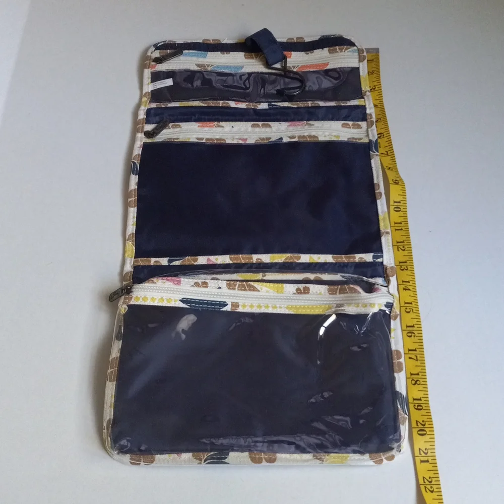 PRIMROSE HILL LONDON COSMETIC/TOILETRY BAG - Picture 4 of 6